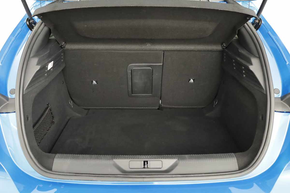 peugeot-308-2024-gasolina-1199cc