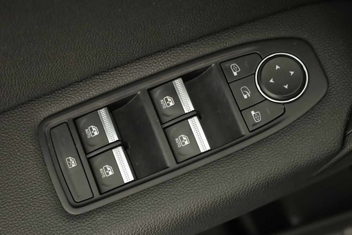 renault-captur-2023-gpl-999cc