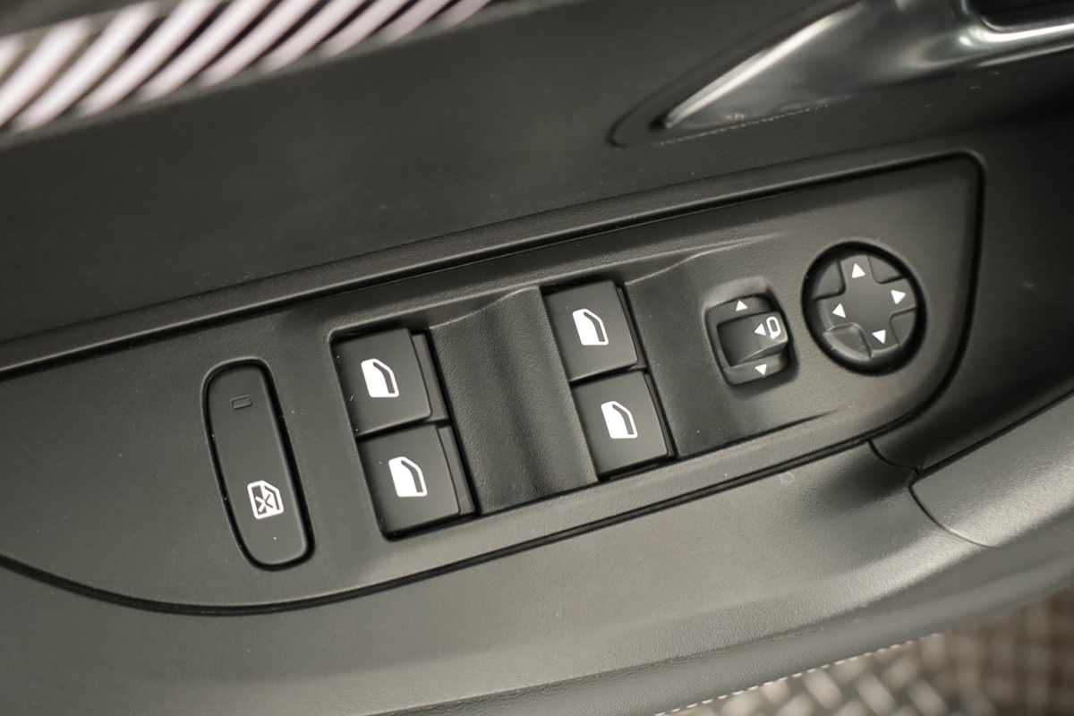 peugeot-2008-2025-gasolina-1199cc