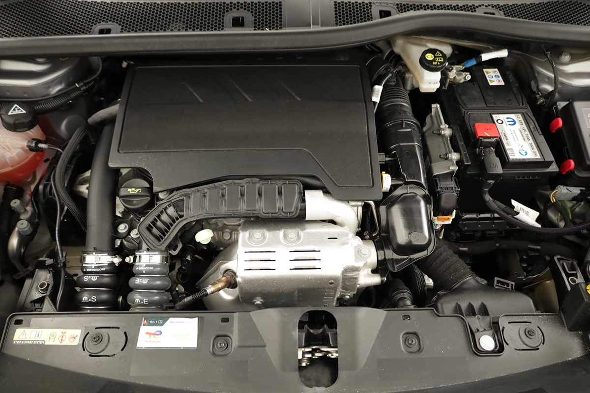 peugeot-2008-2025-gasolina-1199cc