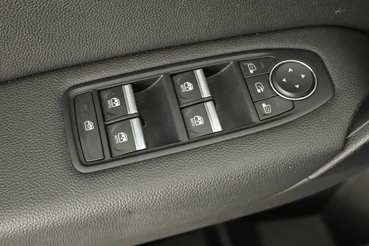 renault-captur-2024-gasolina-999cc
