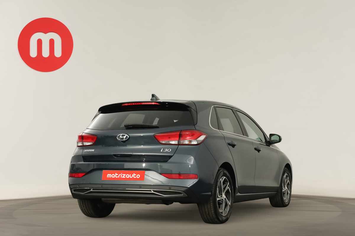 hyundai-i30-2024-gasolina-998cc