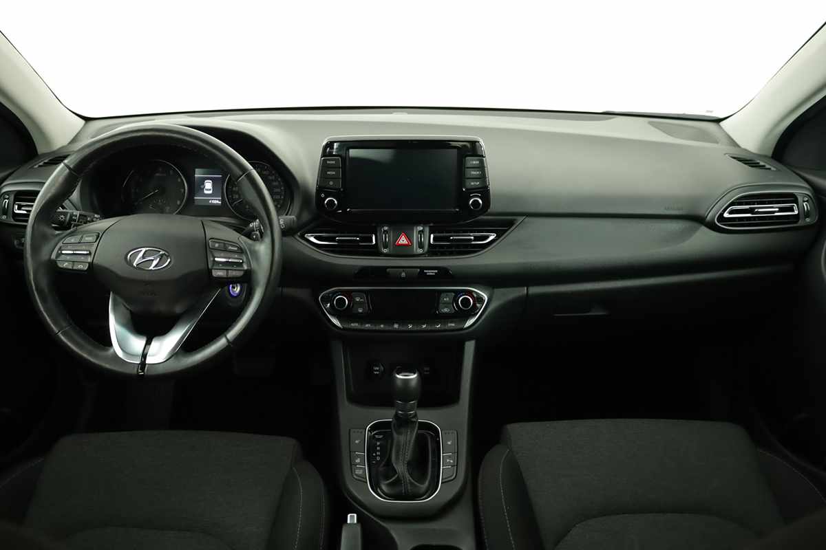 hyundai-i30-2024-gasolina-998cc
