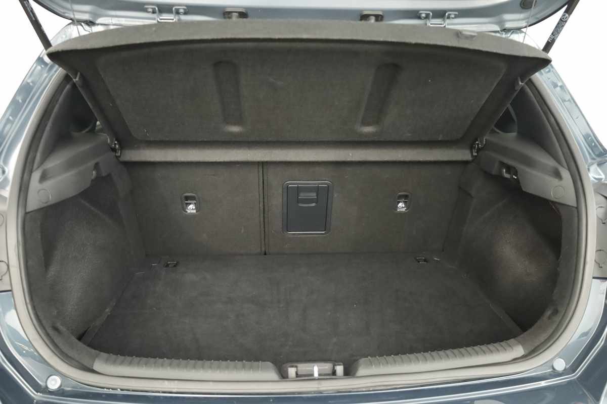 hyundai-i30-2024-gasolina-998cc