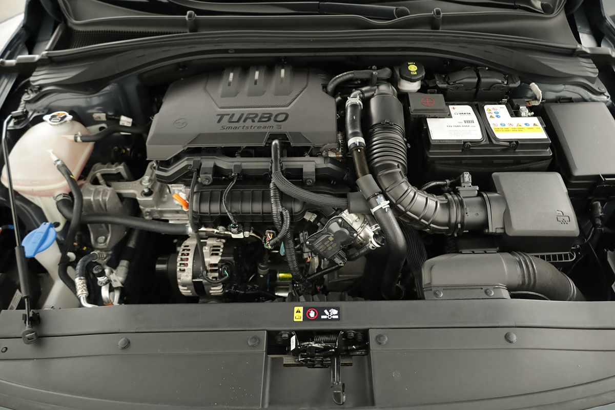 hyundai-i30-2024-gasolina-998cc