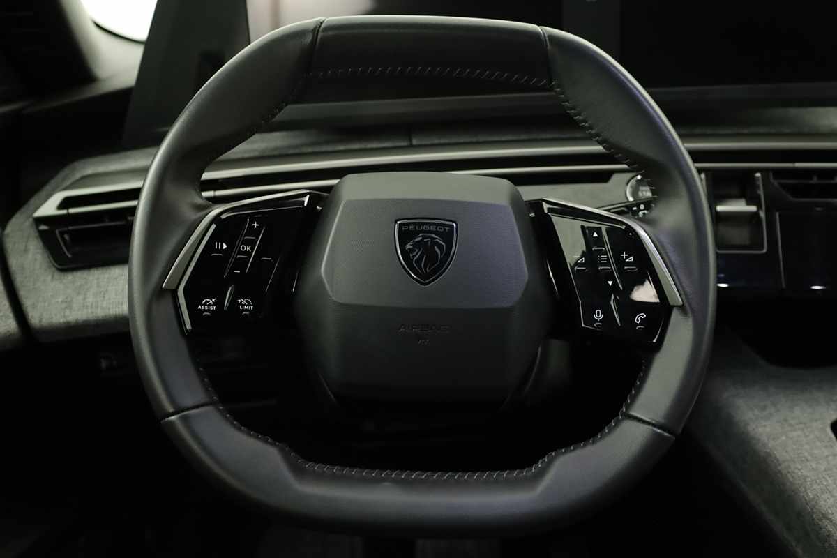 peugeot-5008-2025-gasolina-1199cc