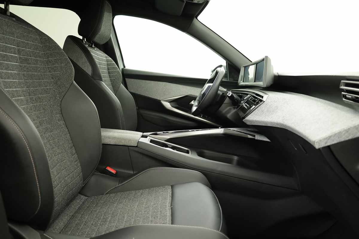 peugeot-5008-2025-gasolina-1199cc