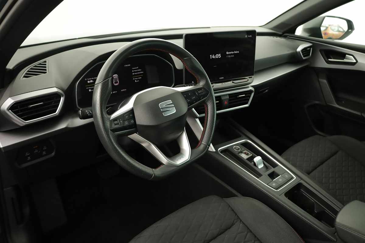 seat-leon-st-2025-hibrido-a-gasolina-1498cc