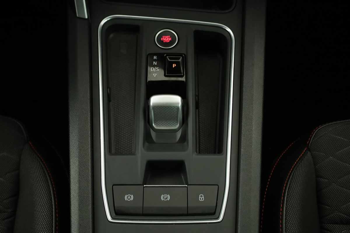 seat-leon-st-2025-hibrido-a-gasolina-1498cc