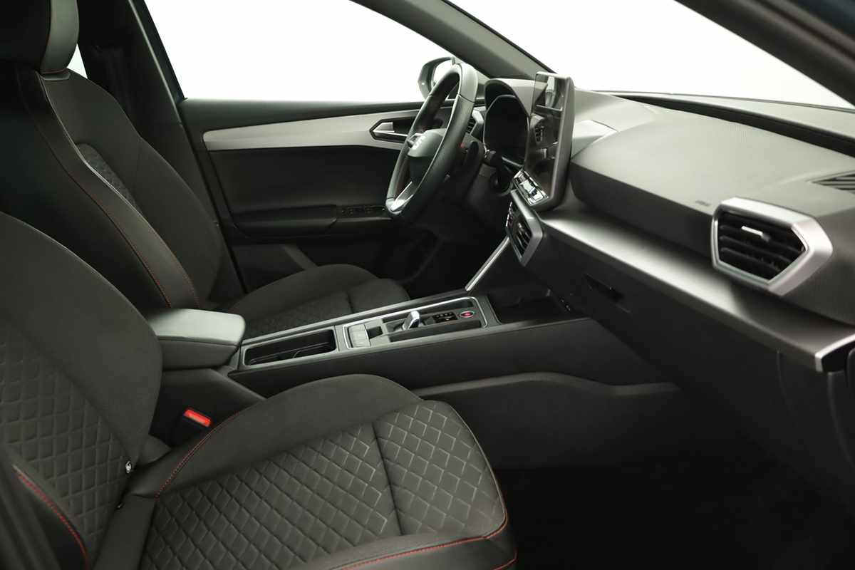 seat-leon-st-2025-hibrido-a-gasolina-1498cc