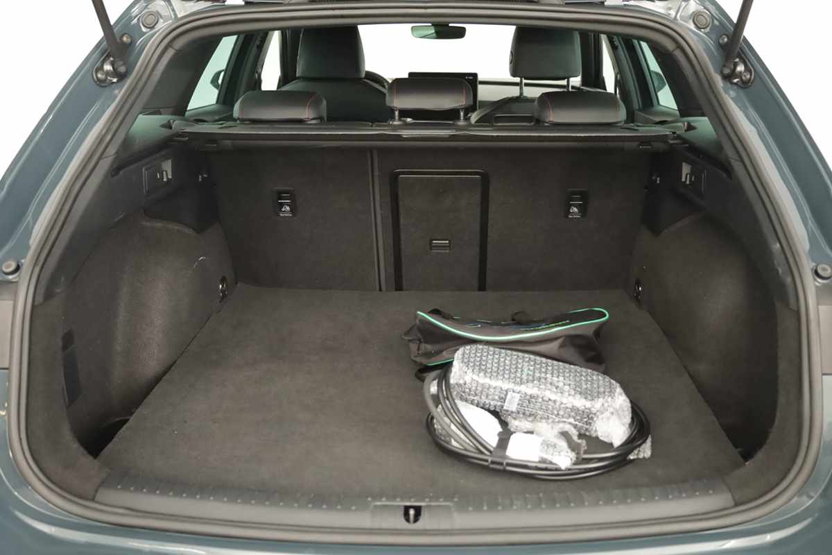 seat-leon-st-2025-hibrido-a-gasolina-1498cc