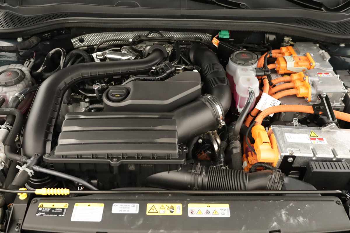 seat-leon-st-2025-hibrido-a-gasolina-1498cc