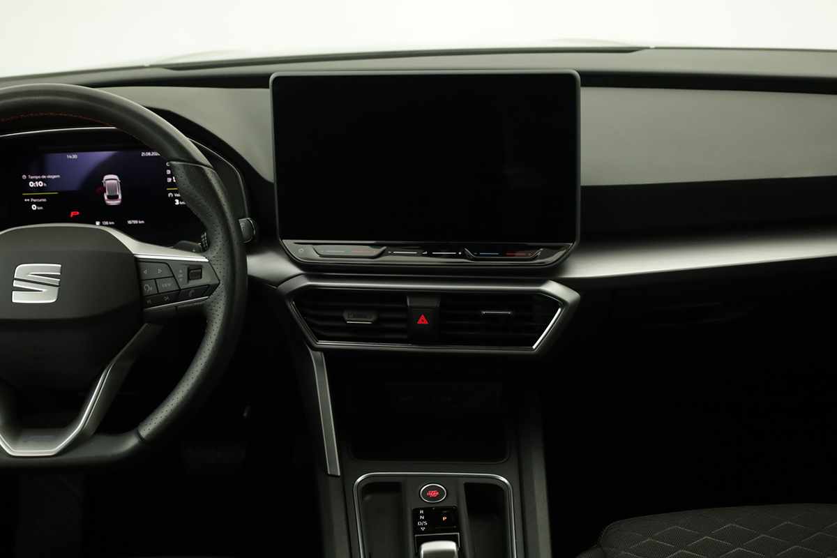 seat-leon-st-2025-hibrido-a-gasolina-1498cc