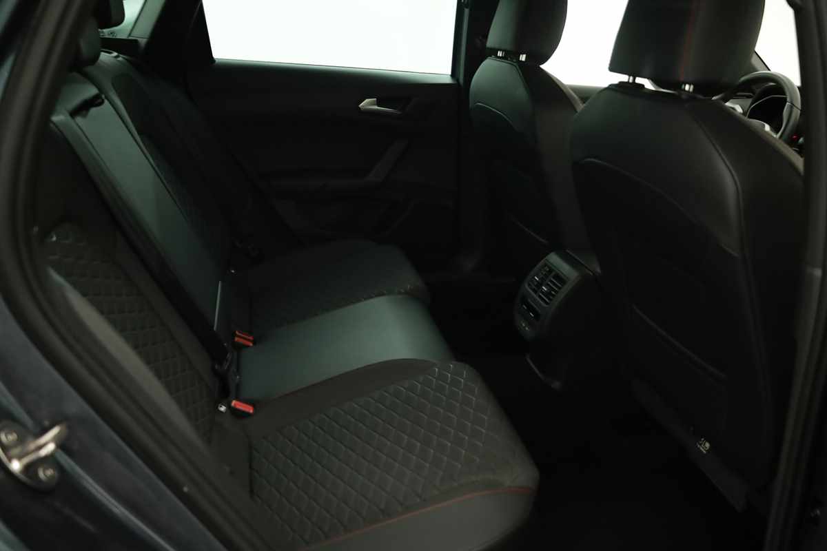 seat-leon-st-2025-hibrido-a-gasolina-1498cc