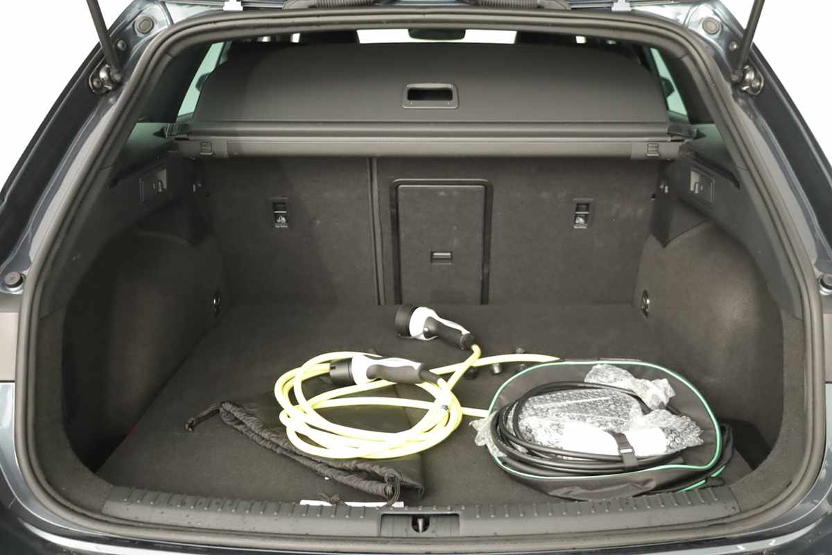 seat-leon-st-2025-hibrido-a-gasolina-1498cc