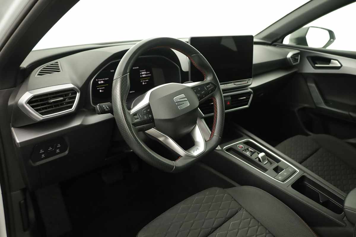 seat-leon-st-2025-hibrido-a-gasolina-1498cc