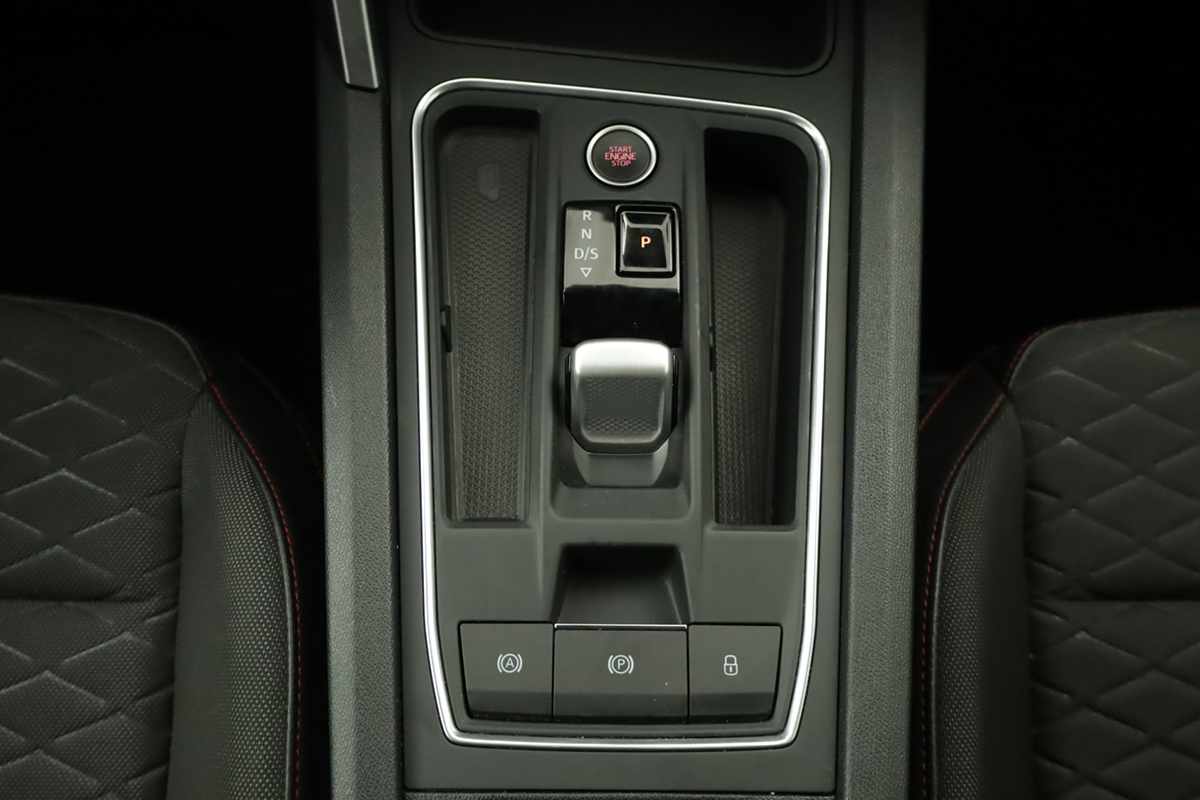 seat-leon-st-2025-hibrido-a-gasolina-1498cc