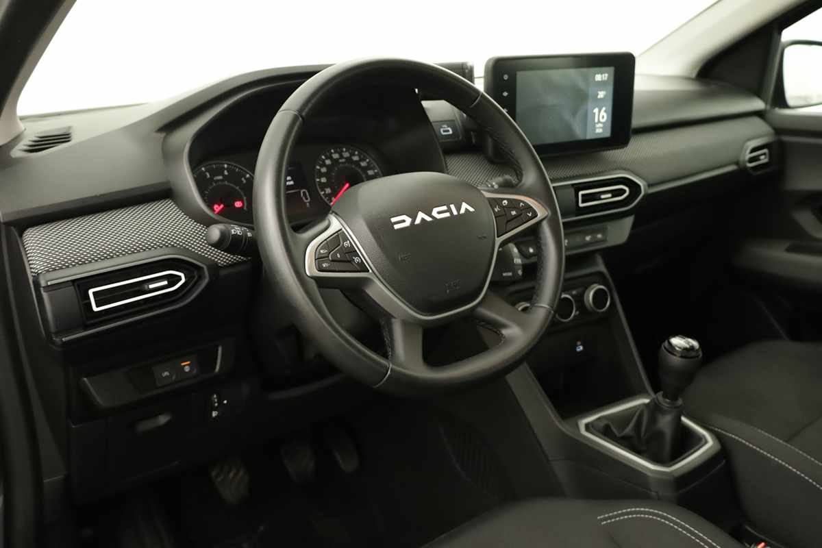 dacia-sandero-2025-gasolina-999cc