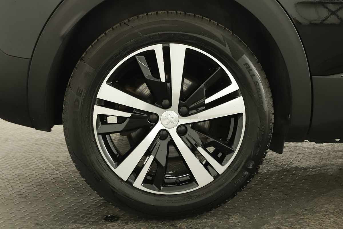 peugeot-3008-2023-gasolina-1199cc
