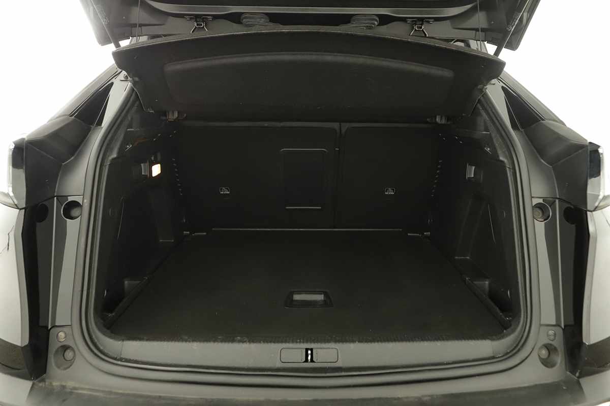 peugeot-3008-2023-gasolina-1199cc