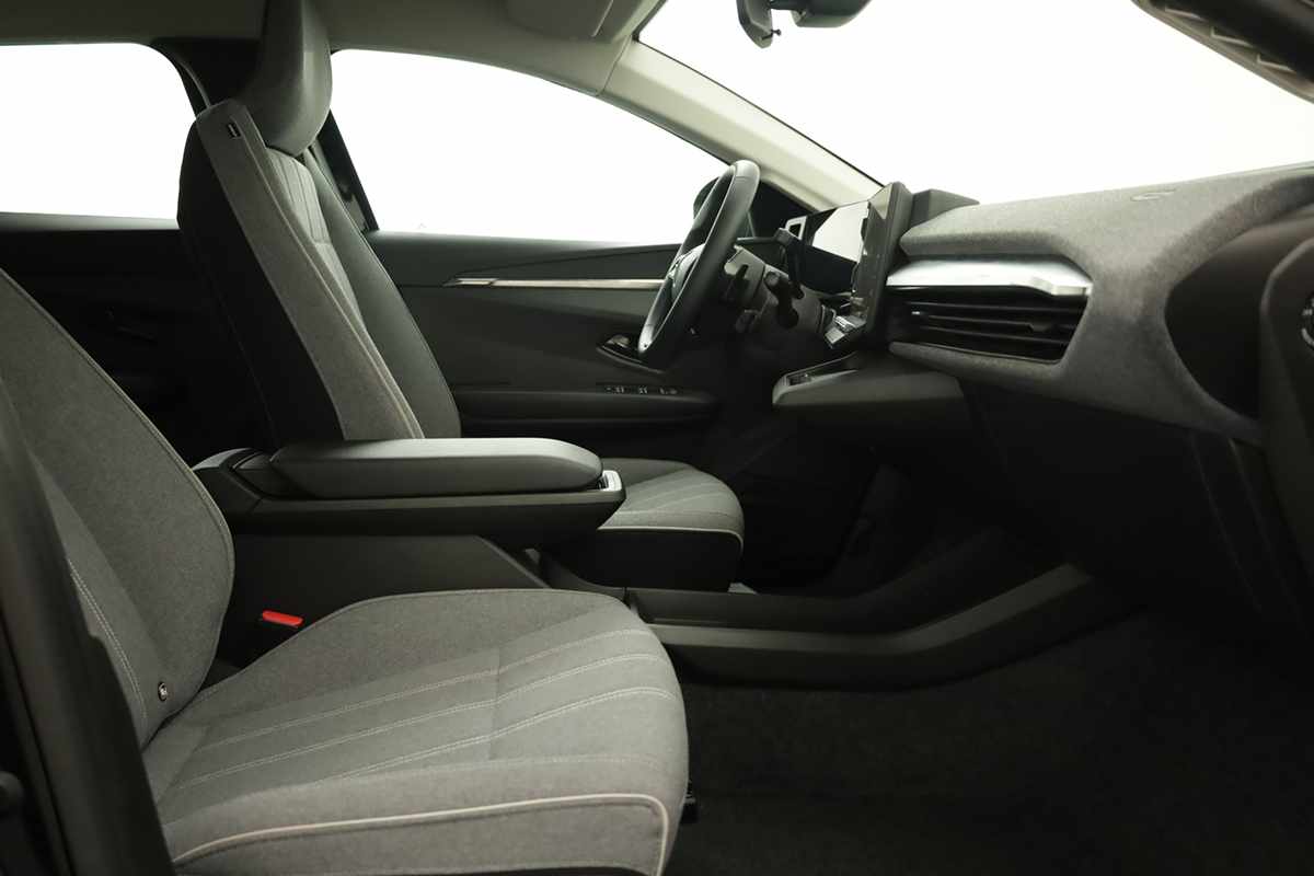 renault-megane-e-tech-2024-eletrico-0cc