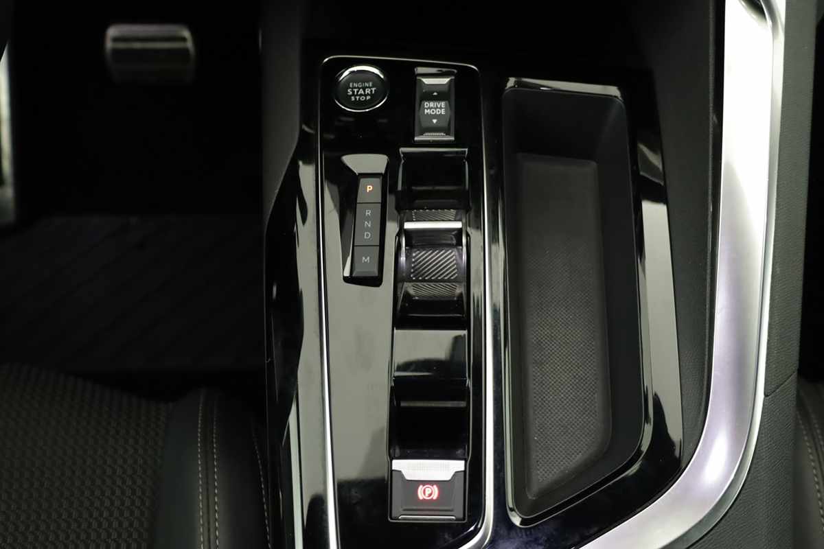 peugeot-3008-2024-gasolina-1199cc