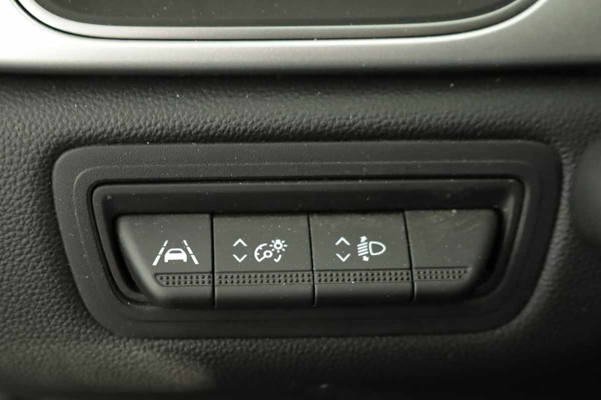 renault-captur-2024-gpl-999cc