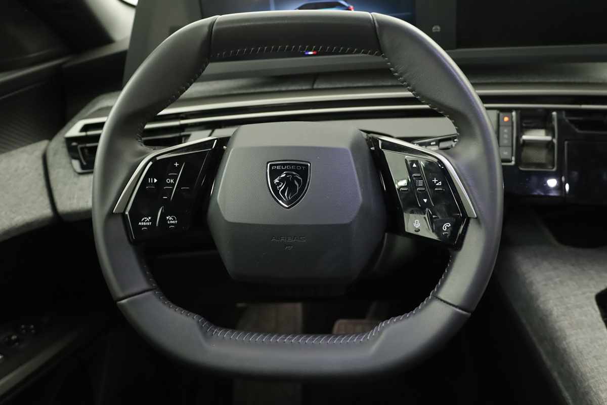 peugeot-5008-2025-gasolina-1199cc