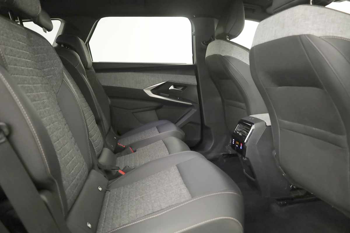 peugeot-5008-2025-gasolina-1199cc