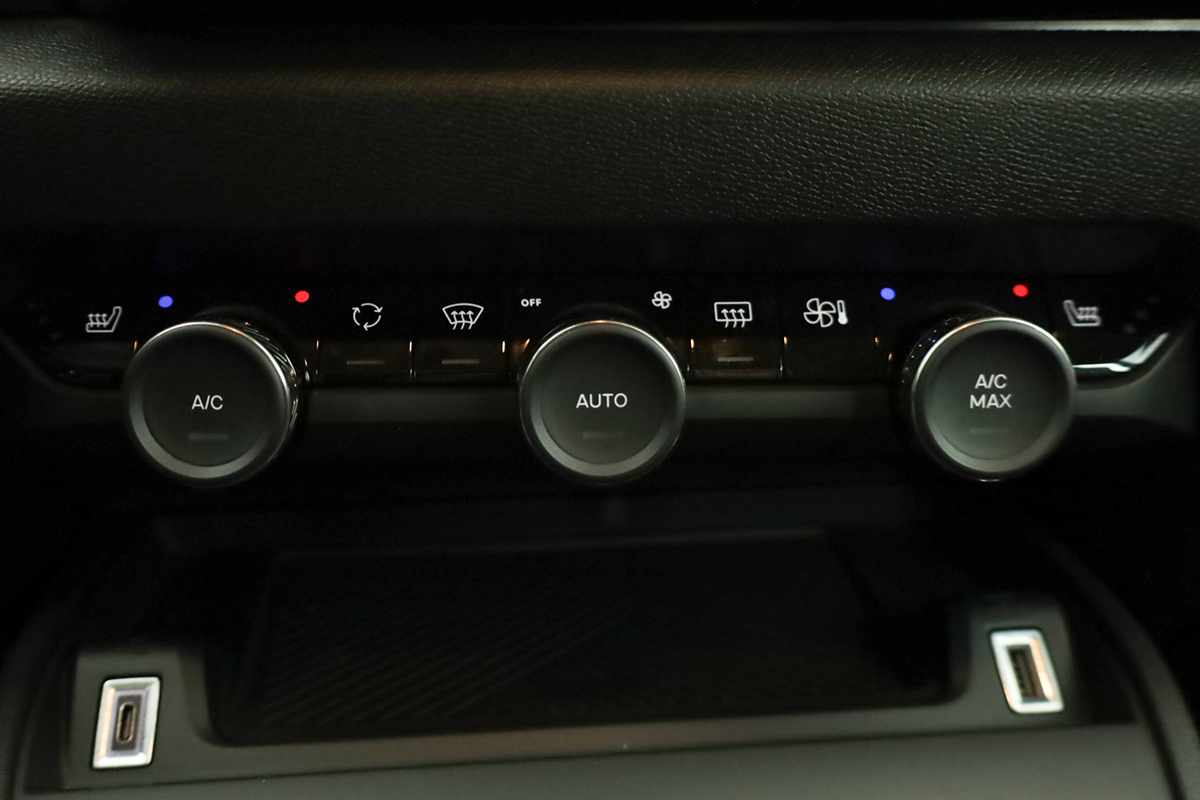citroen-c4-2024-gasolina-1199cc
