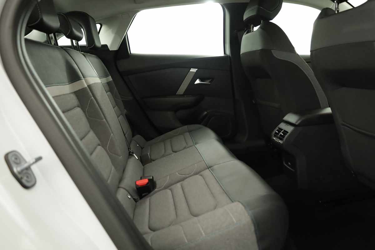 citroen-c4-2024-gasolina-1199cc