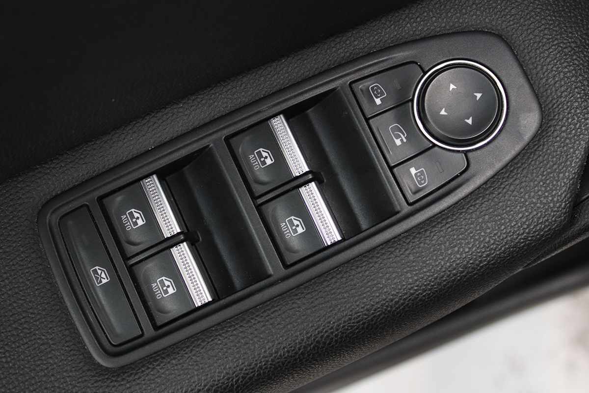 renault-captur-2024-gpl-999cc