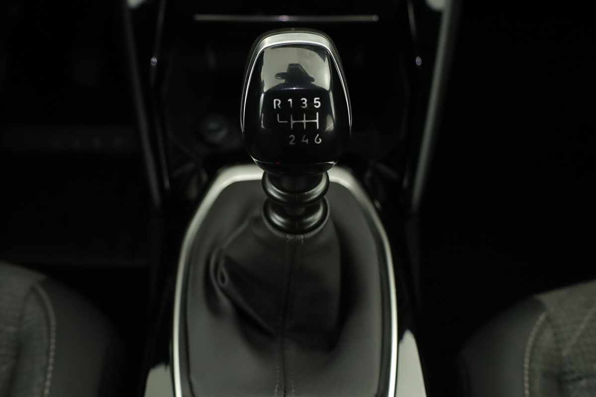 peugeot-2008-2025-gasolina-1199cc