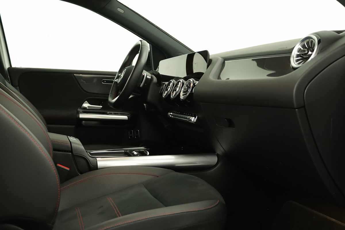 mercedes-benz-classe-b-2024-hibrido-a-gasolina-1332cc