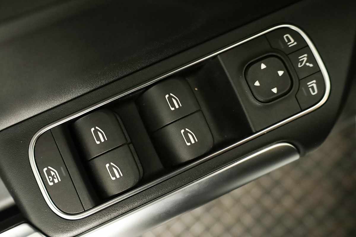 mercedes-benz-classe-b-2024-hibrido-a-gasolina-1332cc