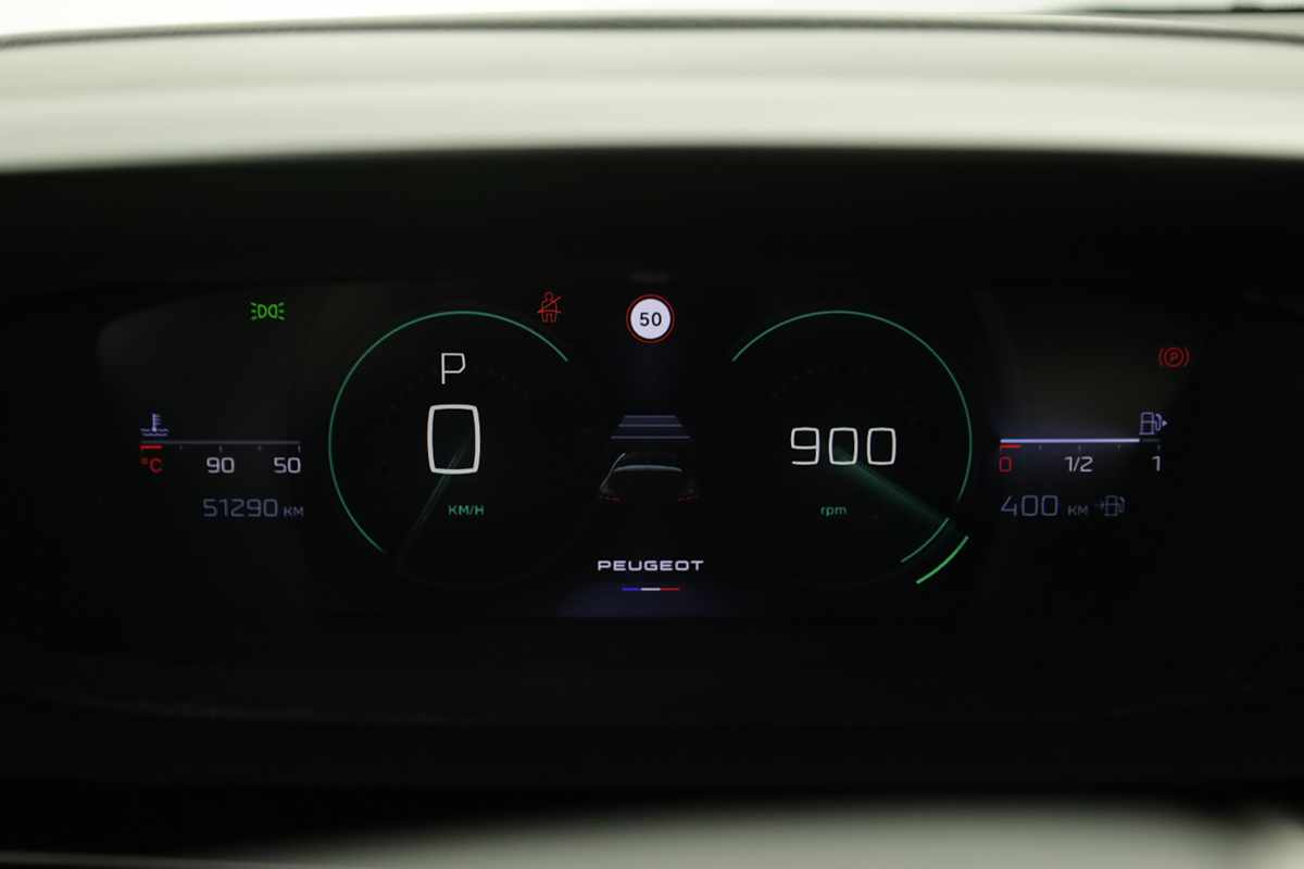 peugeot-308-2024-gasolina-1199cc