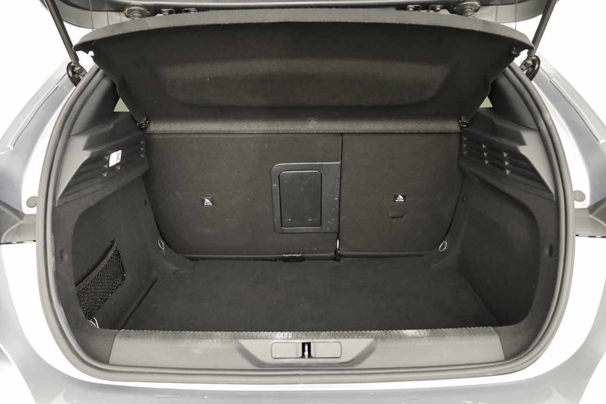 peugeot-308-2024-gasolina-1199cc