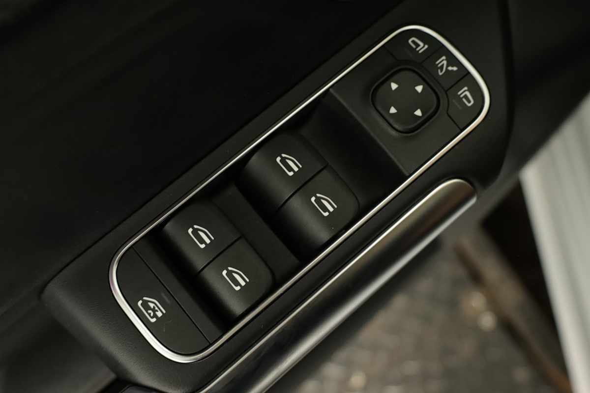 mercedes-benz-classe-b-2024-hibrido-a-gasolina-1332cc