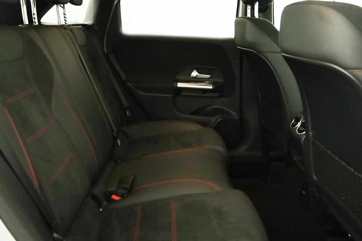 mercedes-benz-classe-b-2024-hibrido-a-gasolina-1332cc
