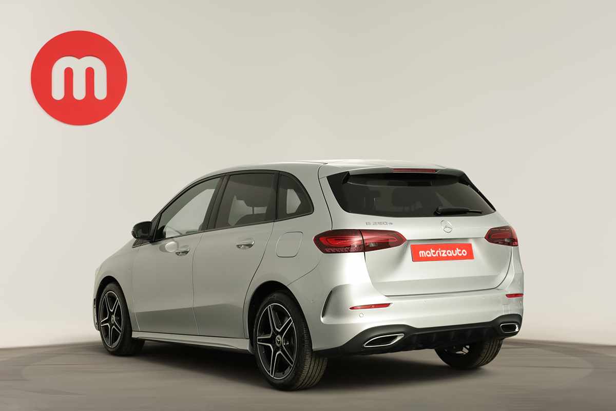 mercedes-benz-classe-b-2024-hibrido-a-gasolina-1332cc