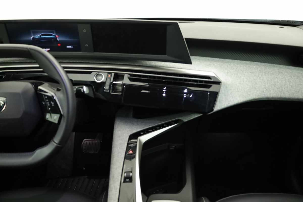 peugeot-3008-2025-gasolina-1199cc