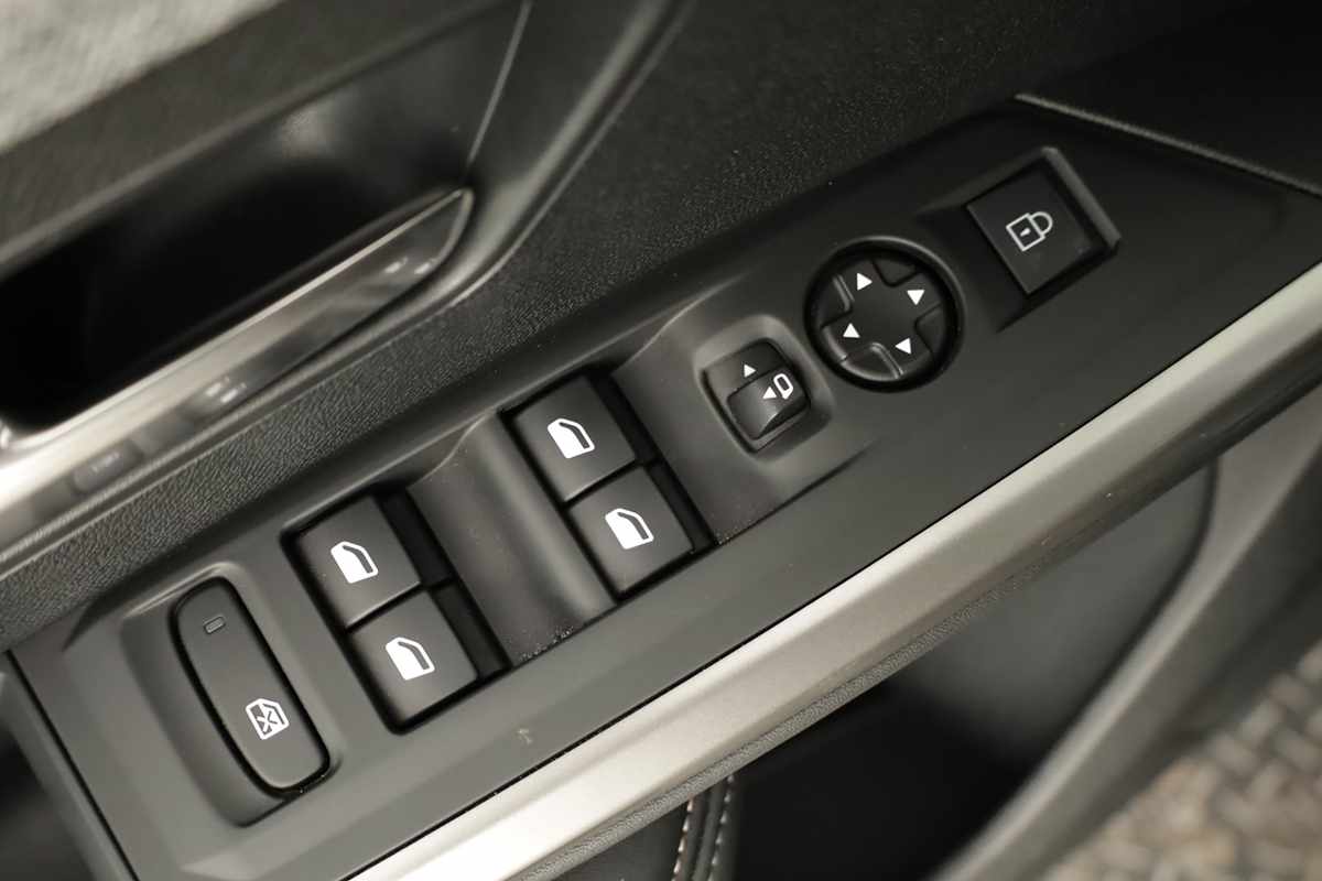 peugeot-3008-2025-gasolina-1199cc