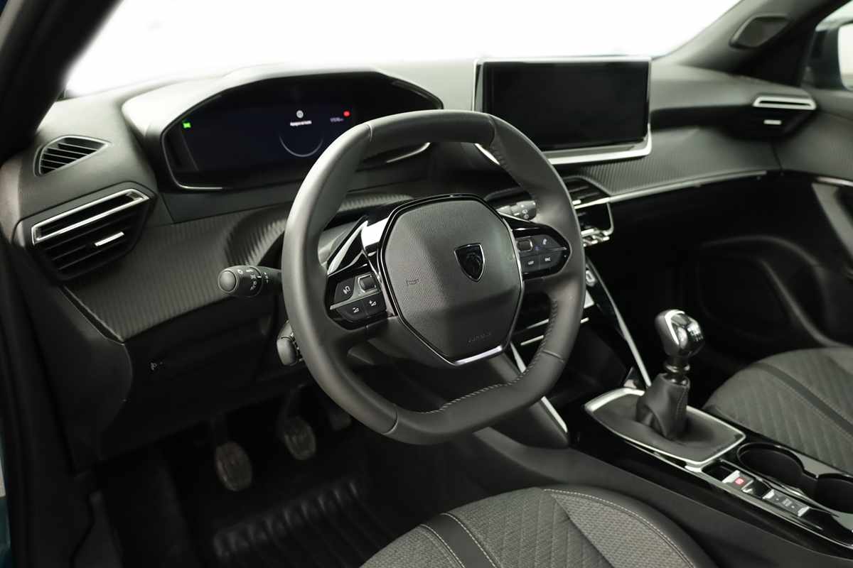 peugeot-2008-2025-gasolina-1199cc