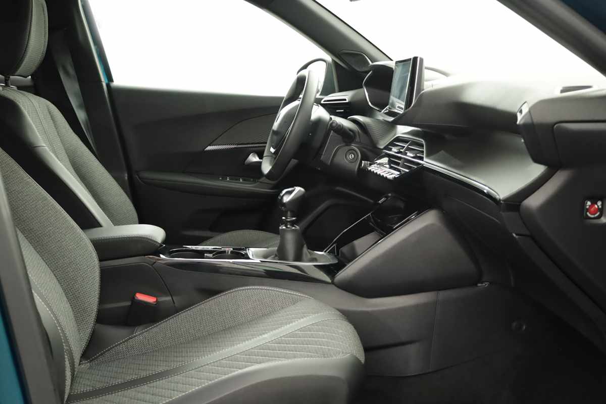 peugeot-2008-2025-gasolina-1199cc