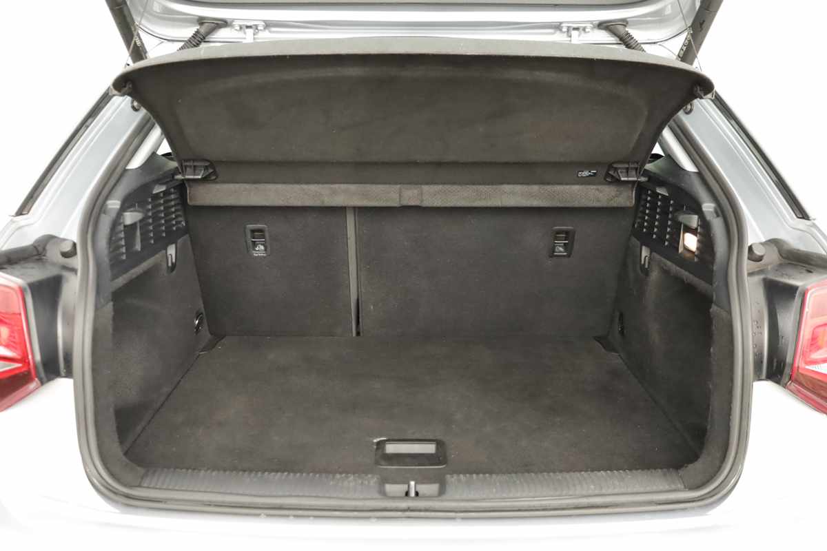 audi-q2-2023-gasolina-1498cc