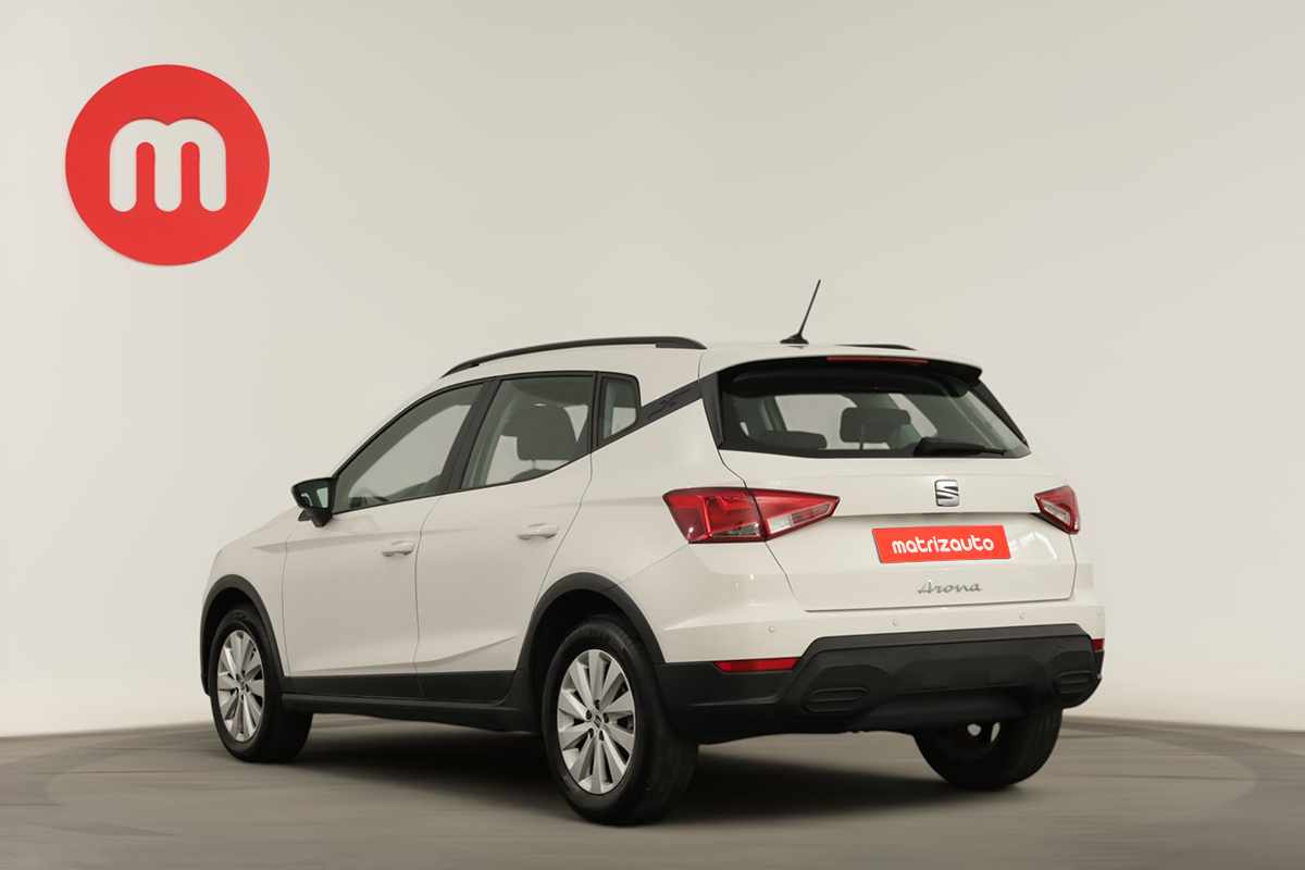 seat-arona-2023-gasolina-999cc