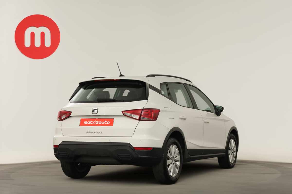 seat-arona-2023-gasolina-999cc