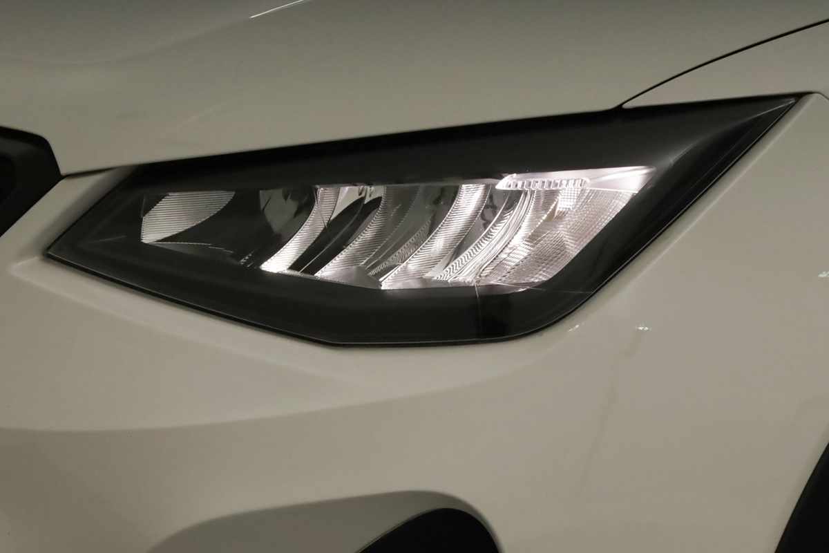 seat-arona-2023-gasolina-999cc