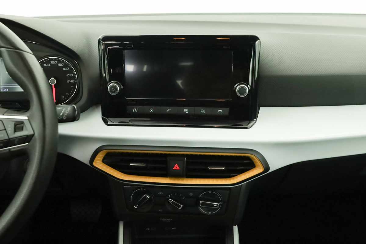 seat-arona-2023-gasolina-999cc