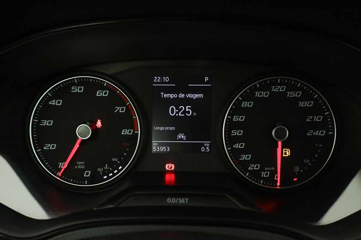 seat-arona-2023-gasolina-999cc